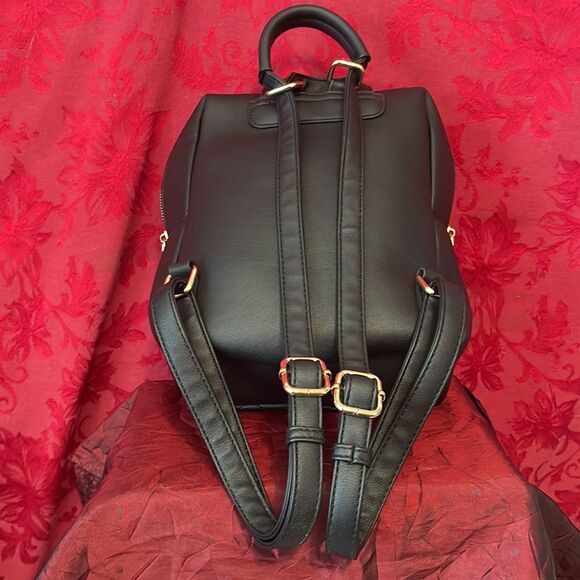 Unbranded Leather Look half‎ Quilted Backpack main image 12